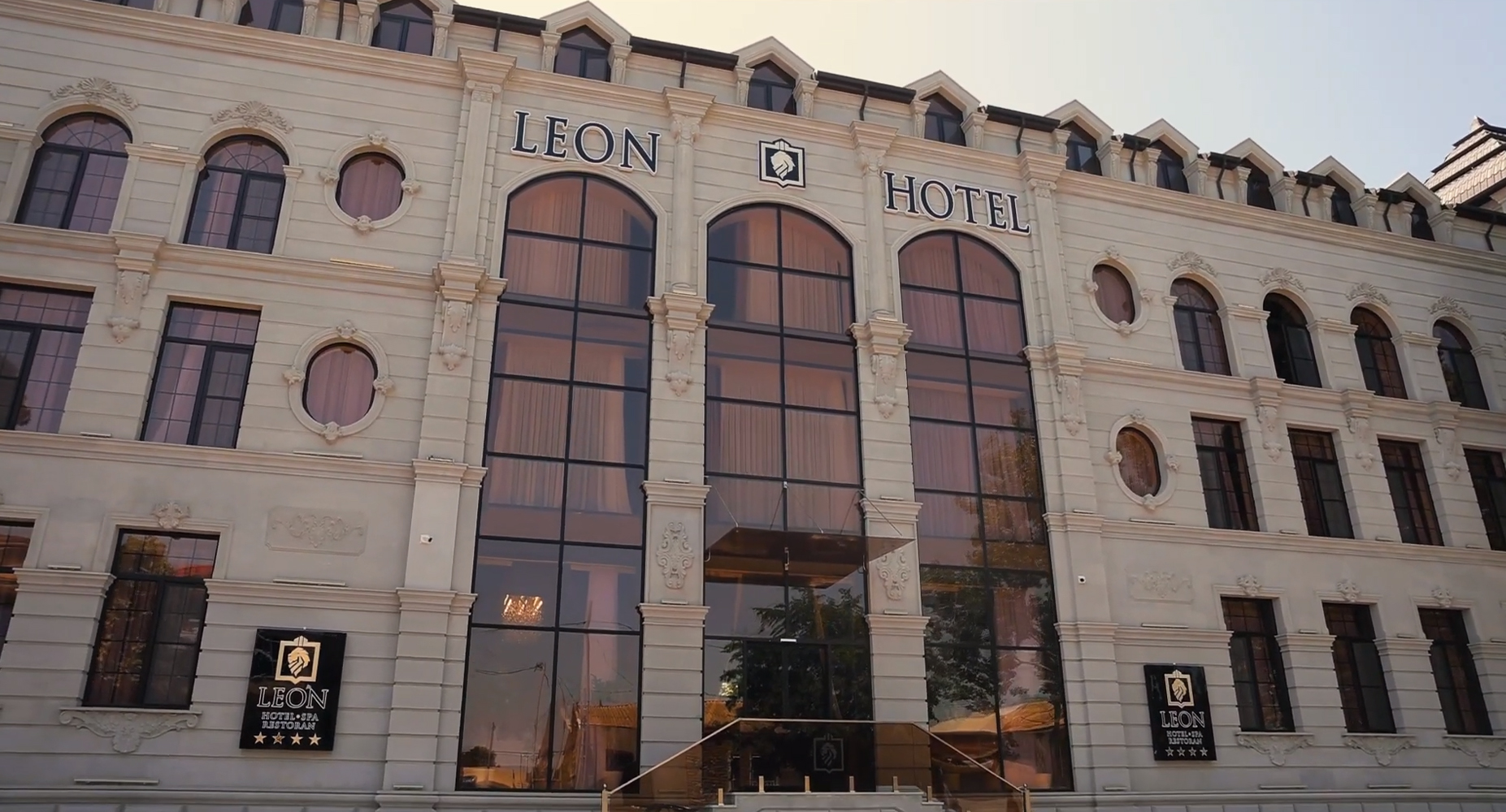 Leon Hotel & Spa haqqında